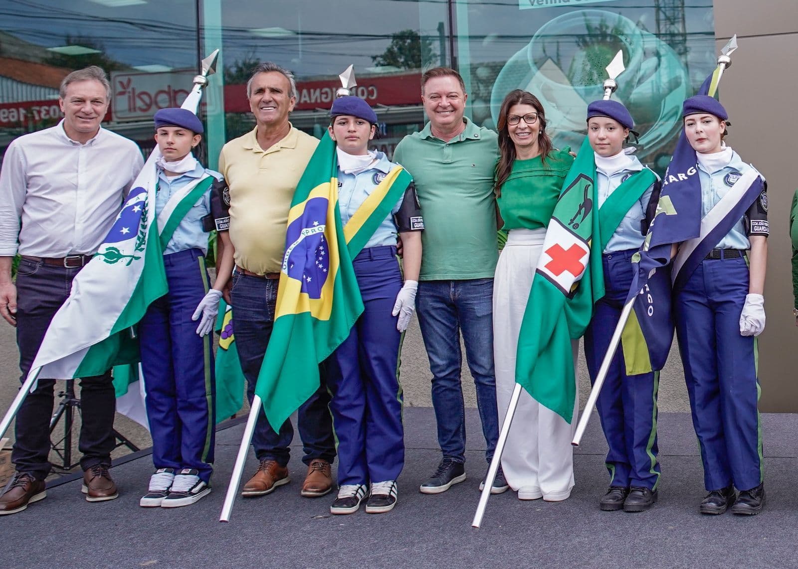 Lorem Ipsum is simply dummy text of the printing and typesetting industry.